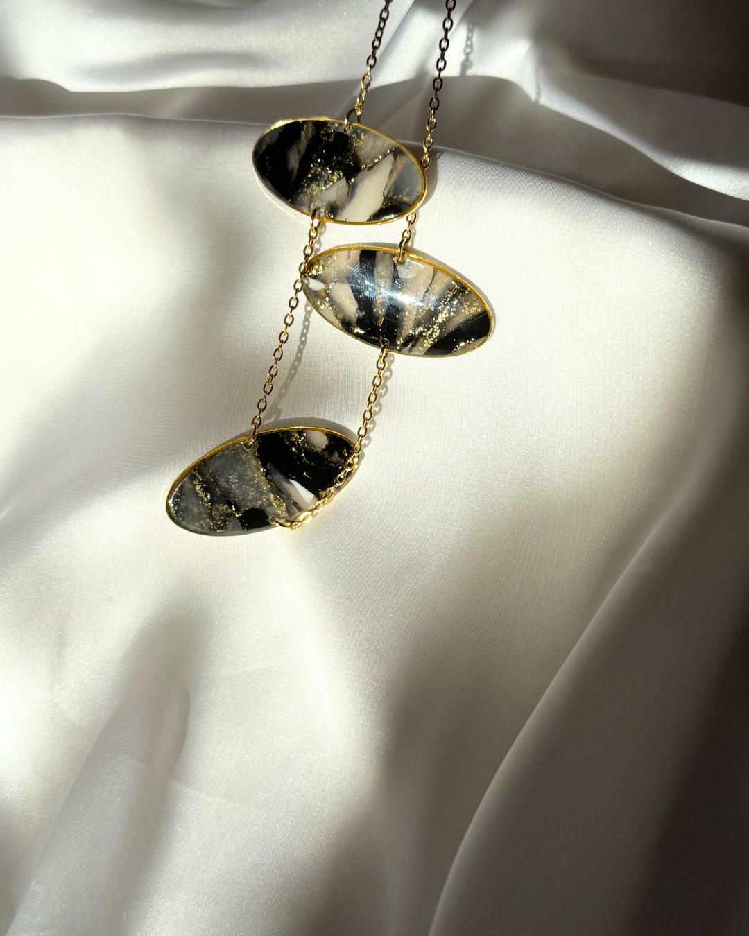 Desert Rose Choker Necklace